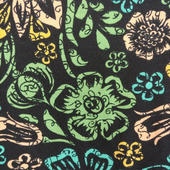 Lularoe Irma shirt - Picture 3 of 5